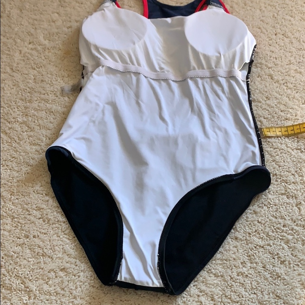 Swimsuit - Picture 9 of 10